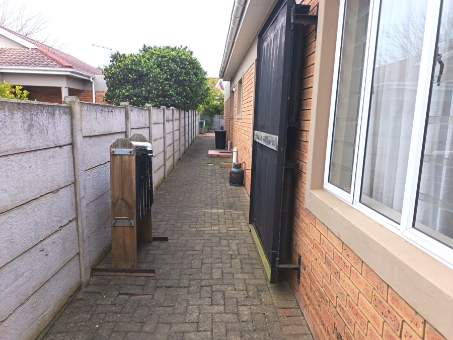 3 Bedroom Property for Sale in Blanco Western Cape